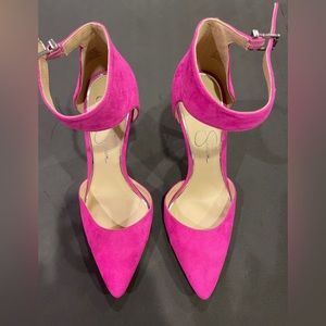Jessica Simpson pink pumps